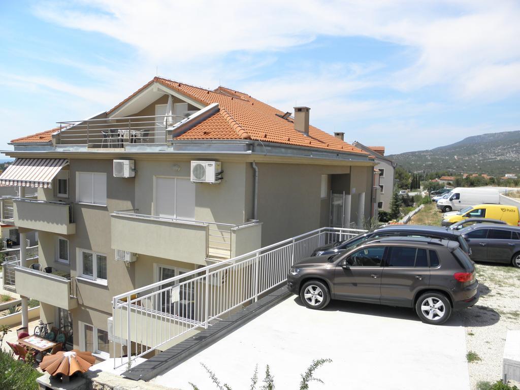 Apartments Mara Cres Rum bild